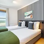 Whome Panoramic View With Elevator, Ac, Garage Perfect For Families & Business Travellers Appartement *