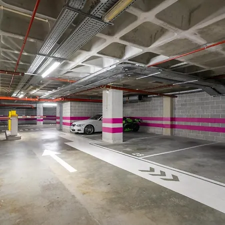 Whome Panoramic View With Elevator, Ac, Garage Perfect For Families & Business Travellers * Lizbona