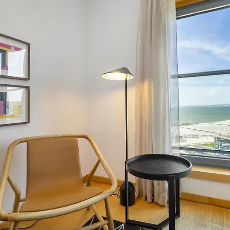Lejlighed Whome Panoramic View With Elevator, Ac, Garage Perfect For Families & Business Travellers