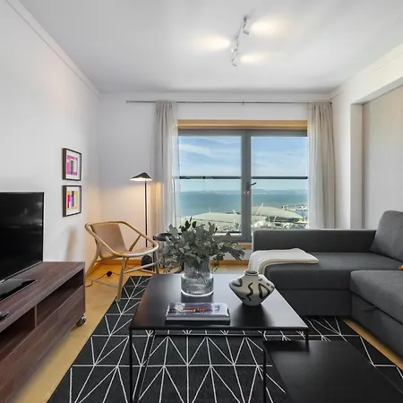 Whome Panoramic View With Elevator, Ac, Garage Perfect For Families & Business Travellers Apartment *