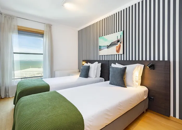 Whome Panoramic View With Elevator, Ac, Garage Perfect For Families & Business Travellers Apartmán *
